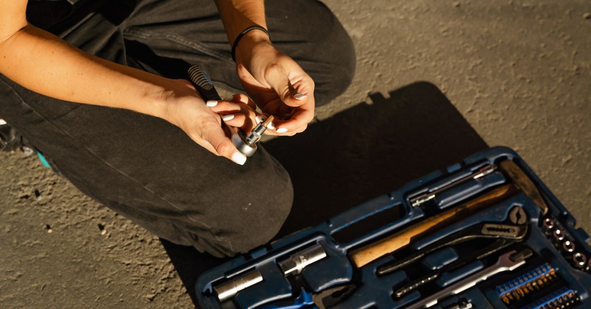 locksmith service technician — Empire Locksmith NYC