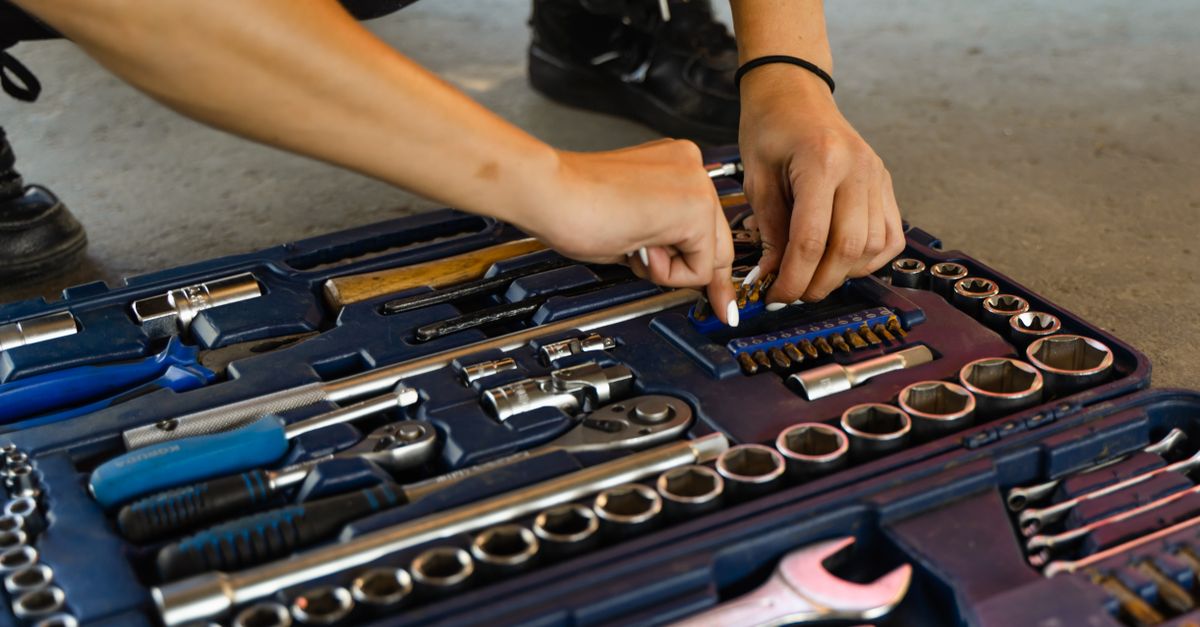 locksmith service technician — Empire Locksmith NYC